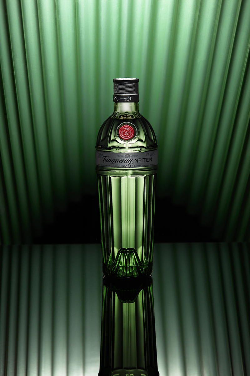 tanqueray no. ten gin gives taste to your tonic water