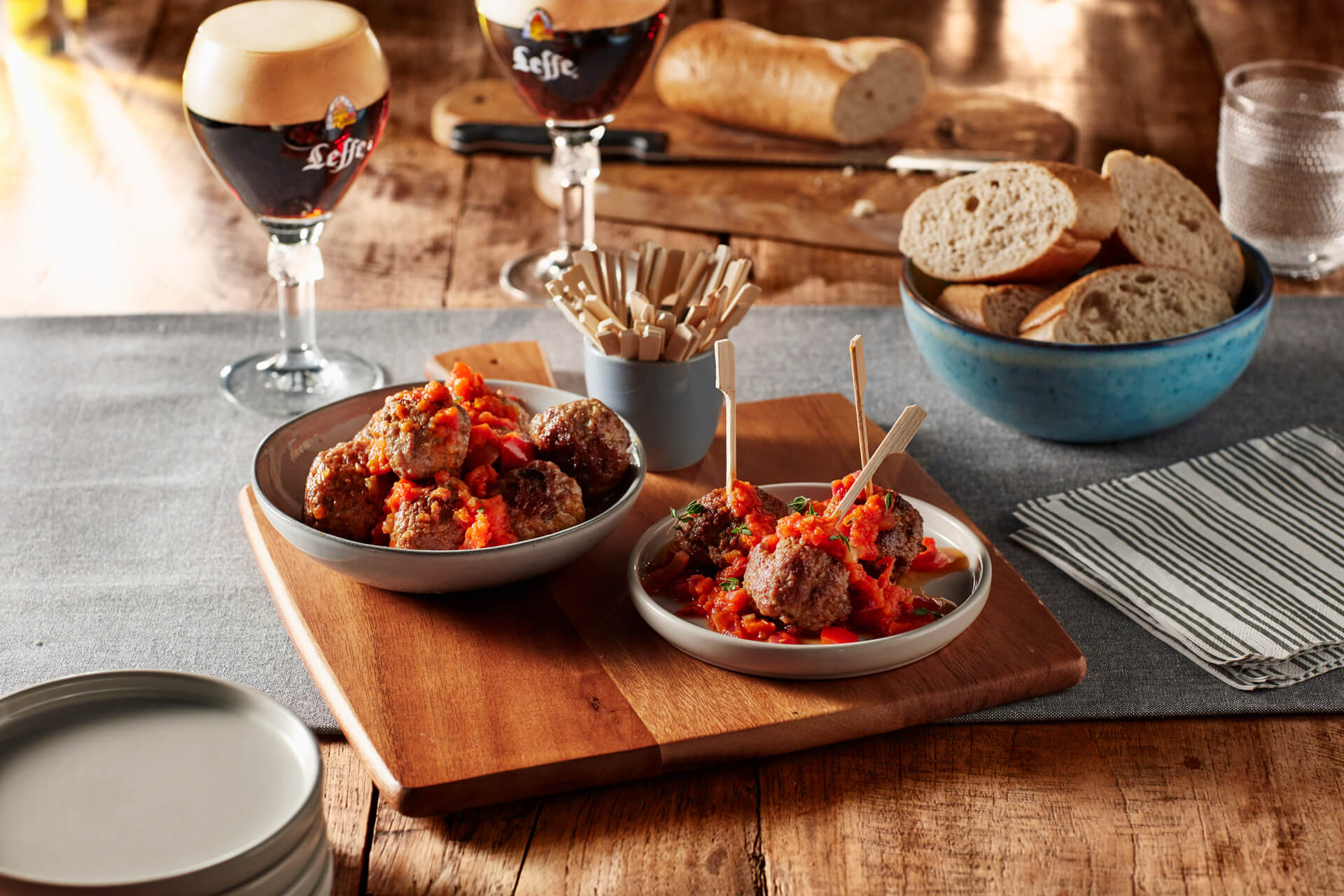 Leffe - food photography by Erik de Koning - meatballs and a glasses of beer
